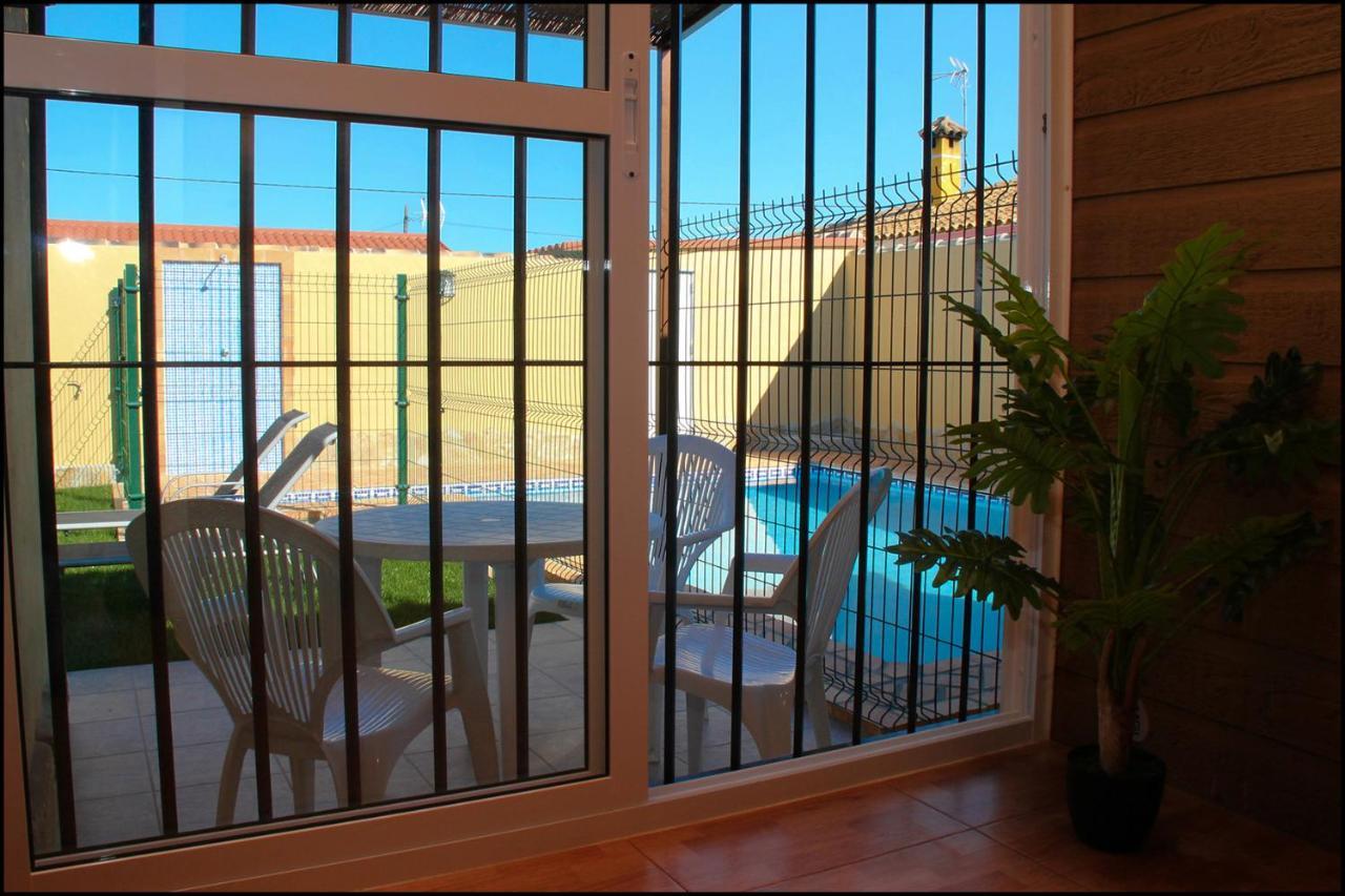 Bungalow Curro Pareja 131 Conil De La Frontera Exterior foto